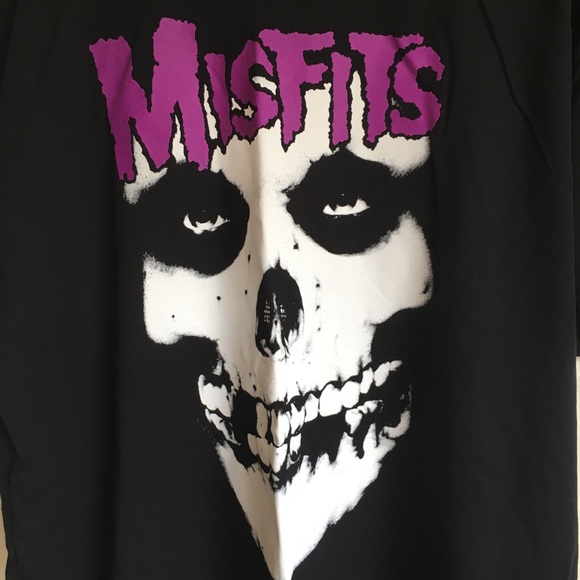 Misfits Cotton Skull Graphic Tee - Picture 2 of 5